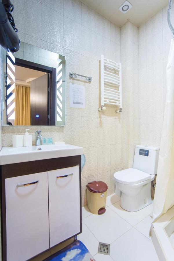 ホテル Terrace House Near Opera ティビリシ エクステリア 写真