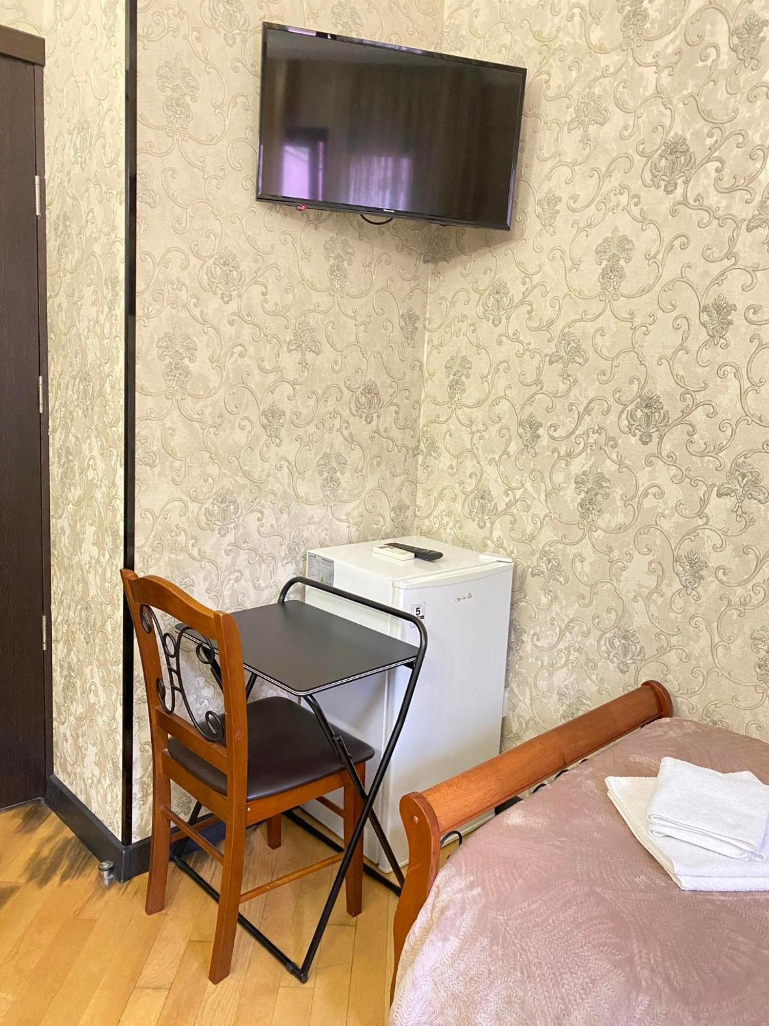 ホテル Terrace House Near Opera ティビリシ 部屋 写真